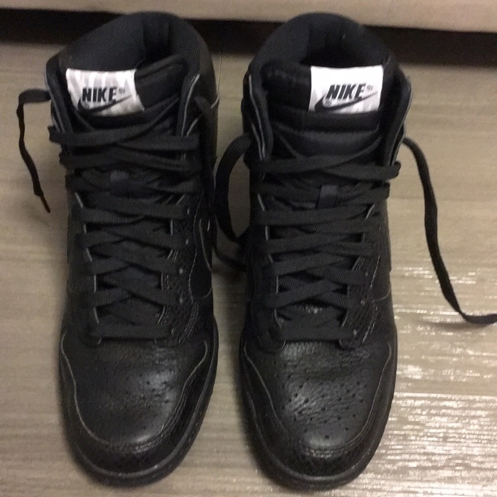 Nike black wedge sneakers
